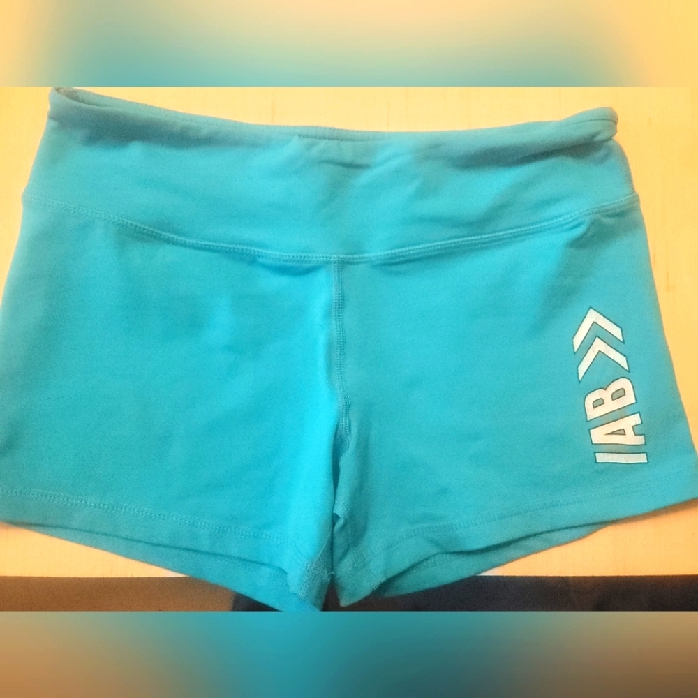 IAB Booty Workout shorts S